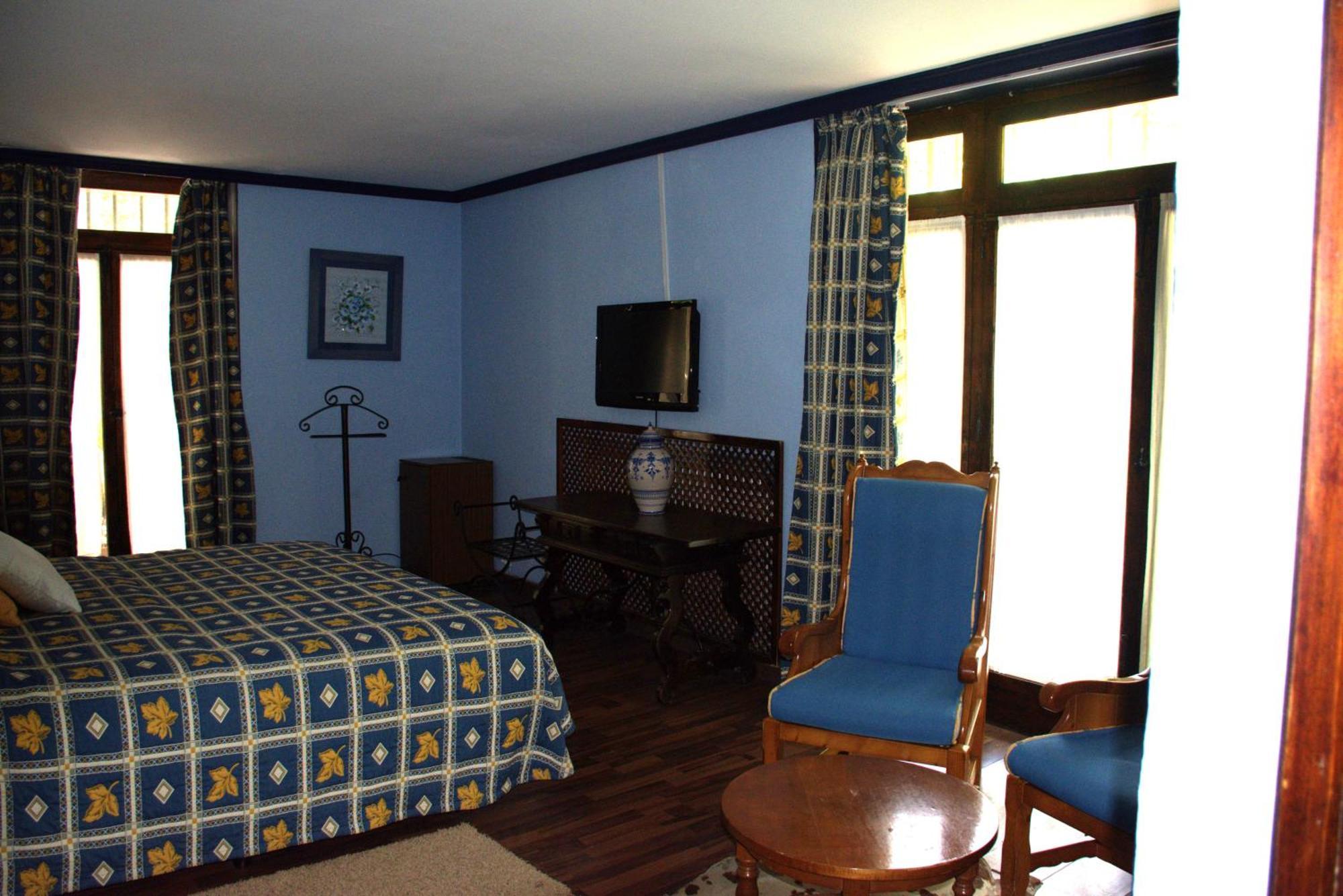 Hotel Refugio de Juanar Ojén Esterno foto