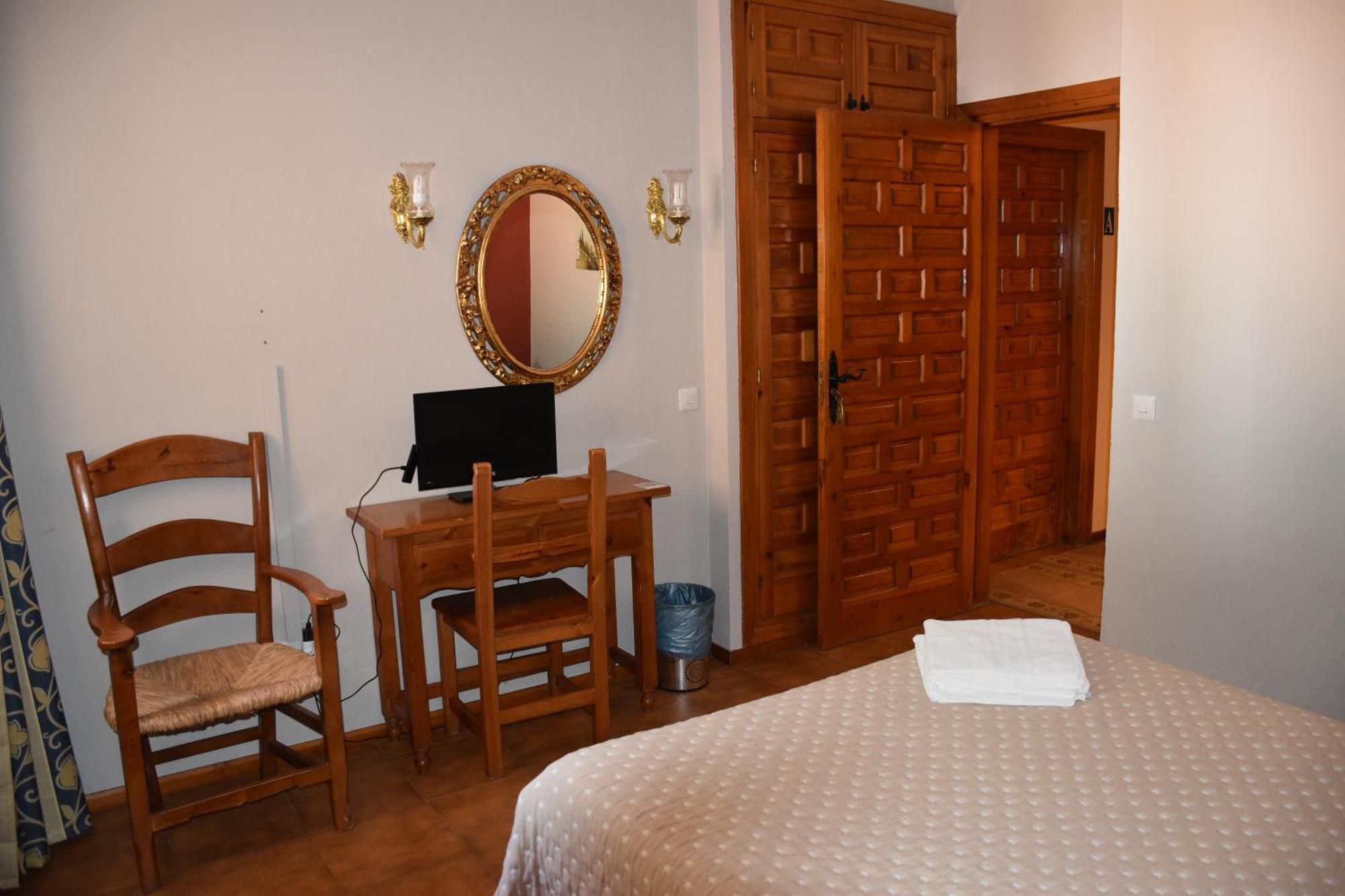 Hotel Refugio de Juanar Ojén Esterno foto